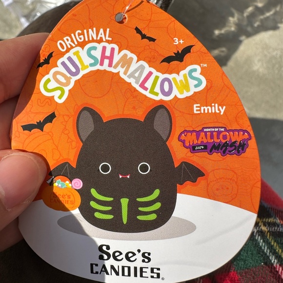 Emily the Bat mallow’ Mash Squishmallow 8” - NWT - Picture 7 of 8